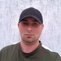 DJ