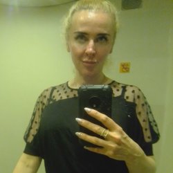 Alona